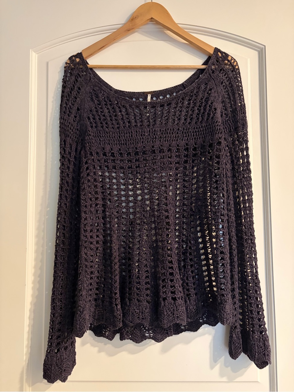 Free People Gray Crochet Open-Knit Scoop Neck Bell Sleeve Sweater M